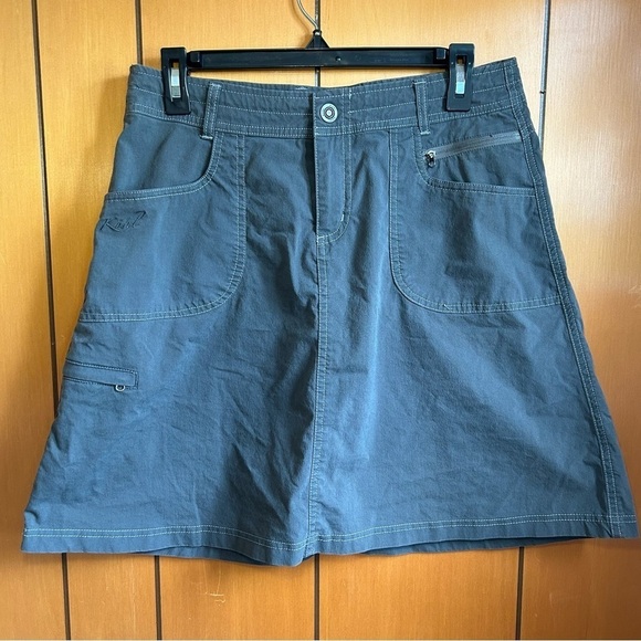 Kuhl Charcoal Grey Splash Cargo Skirt size 6 - Picture 2 of 9